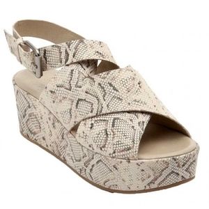 Sole Society x Matisse Runaway Platform Sandals